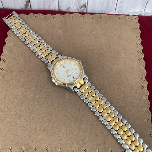 Vintage Givenchy Paris Watch Gold Plated 10 Micron with scratch Free Crystal - Picture 5 of 8